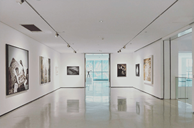 Éclairage des galeries d'art